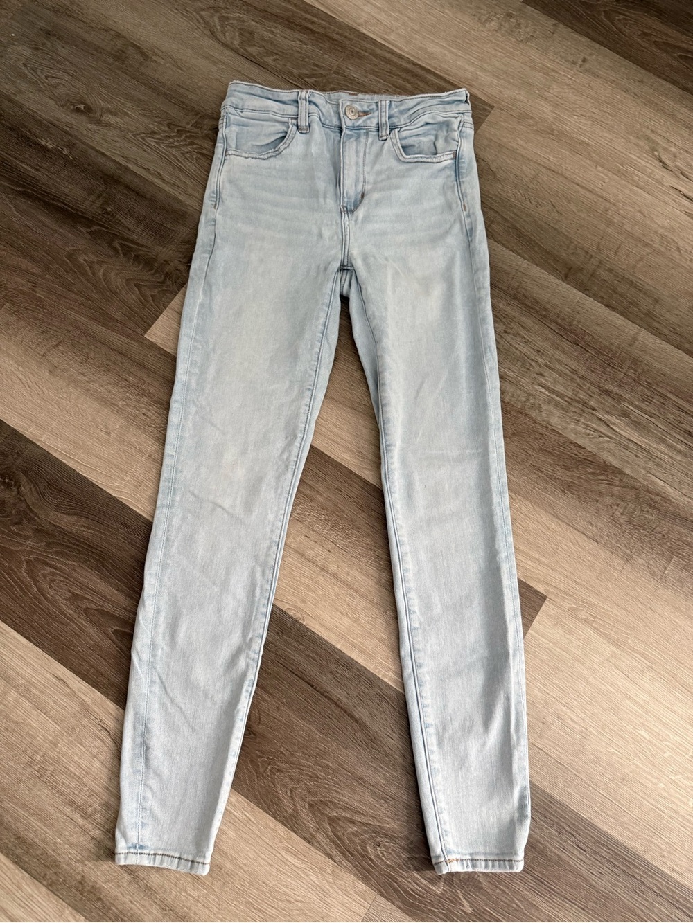 American Eagle Outfitters Light Blue High-Rise Skinny Jeans - Women
